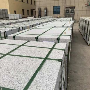 潍坊 白麻花岗岩5.0公分荔枝面地铺石