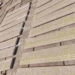 潍坊 黄金麻花岗岩光面楼梯踏步