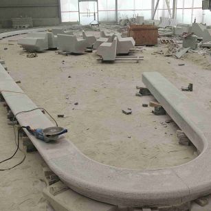 潍坊 芝麻白花岗岩弧形花坛石，坐凳石