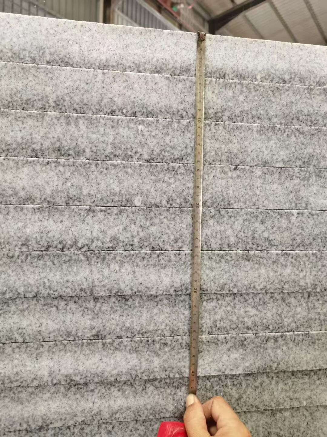 潍坊 芝麻白火烧成品厚薄均匀，B料价格接近A料质量