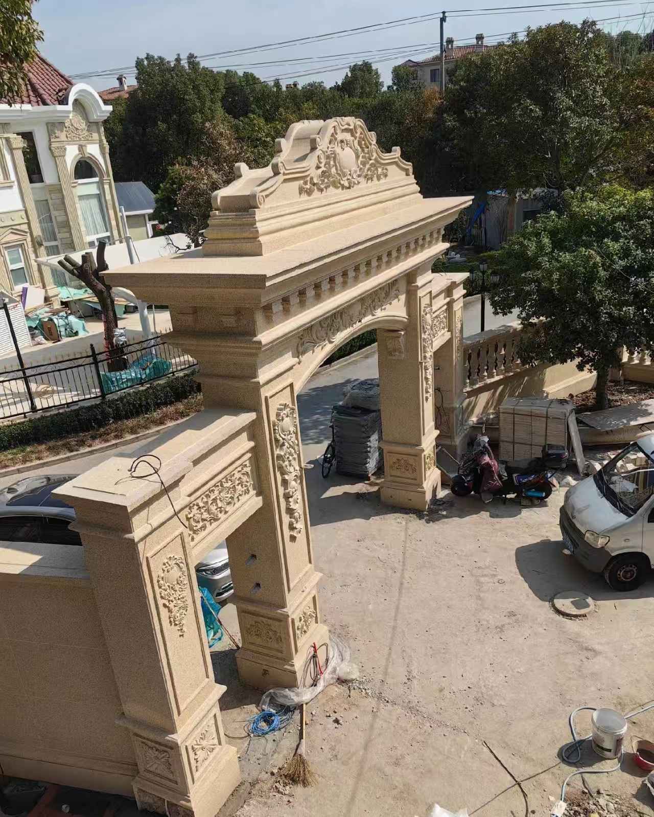 潍坊 黄金麻荔枝面花岗岩别墅门楼