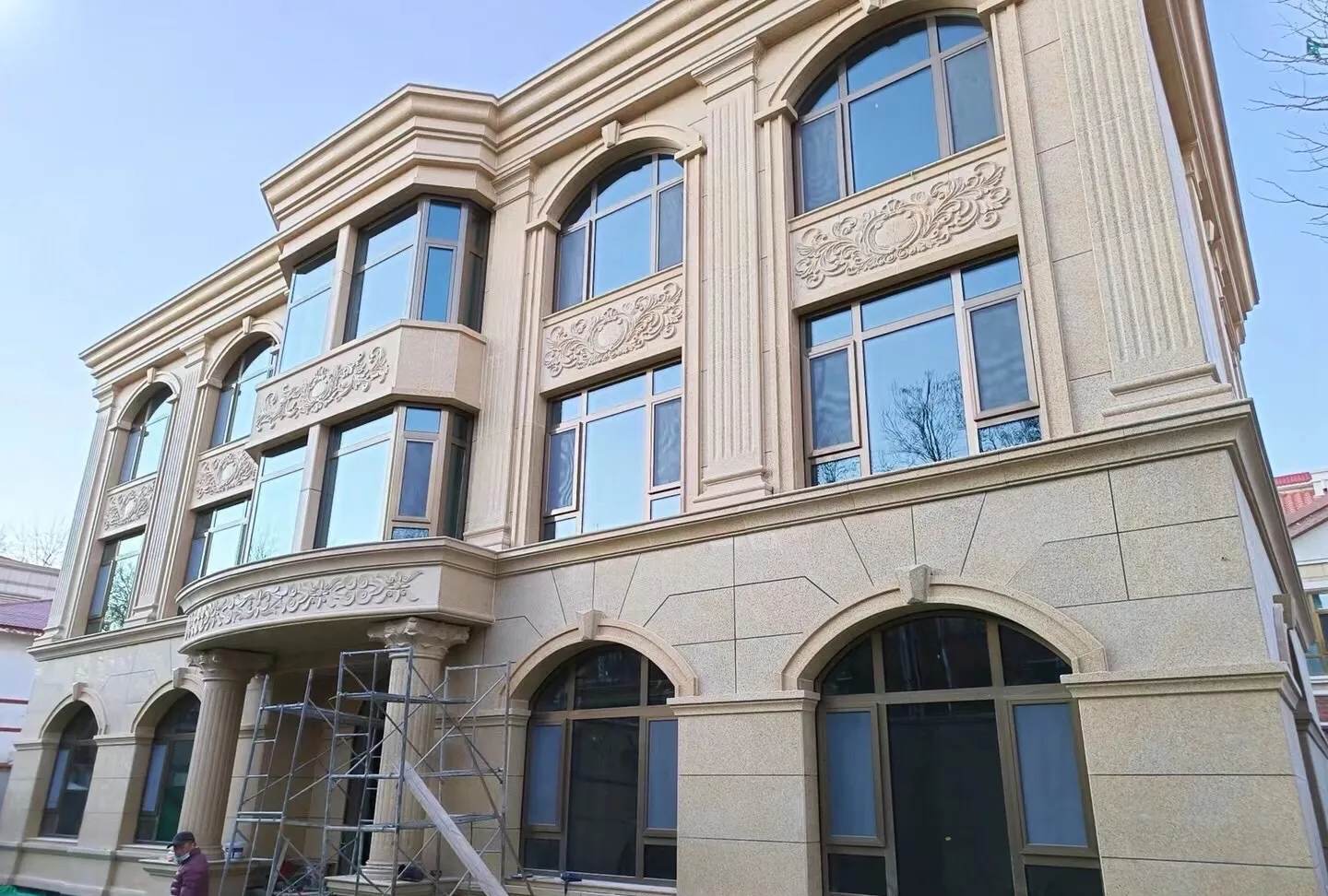 潍坊 黄金麻花岗岩别墅外墙干挂