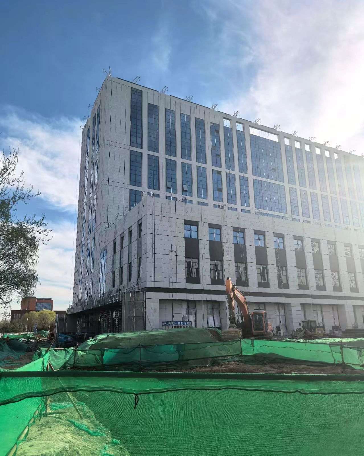 潍坊 白麻花岗岩石材外墙干挂