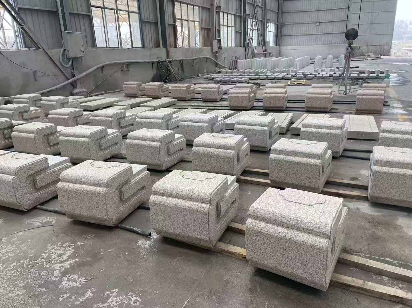 潍坊 白麻花岗岩异形加工-石凳，坐凳