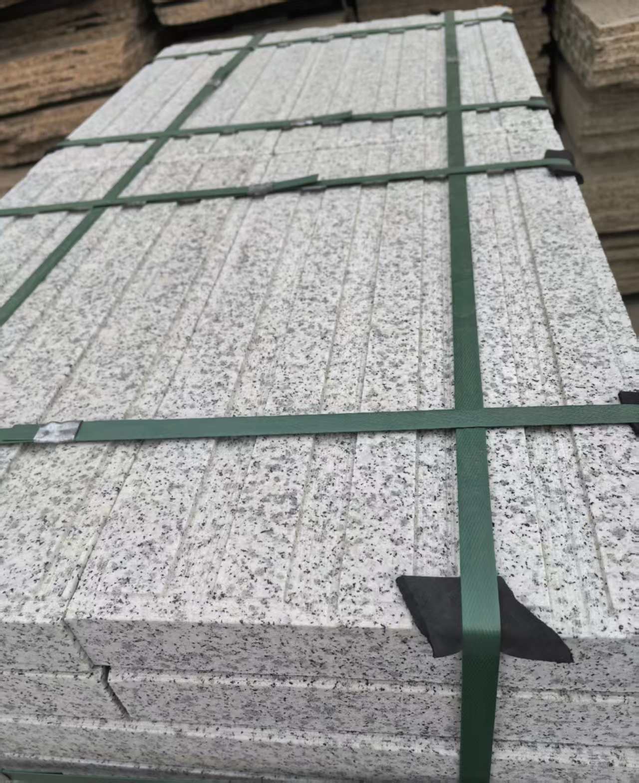 潍坊 白麻花岗岩直行盲道石，盲条，地铺石